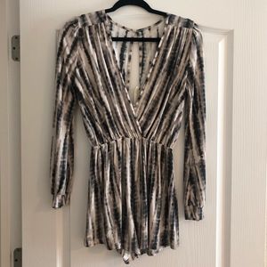 NWT 4th & Ocean Romper